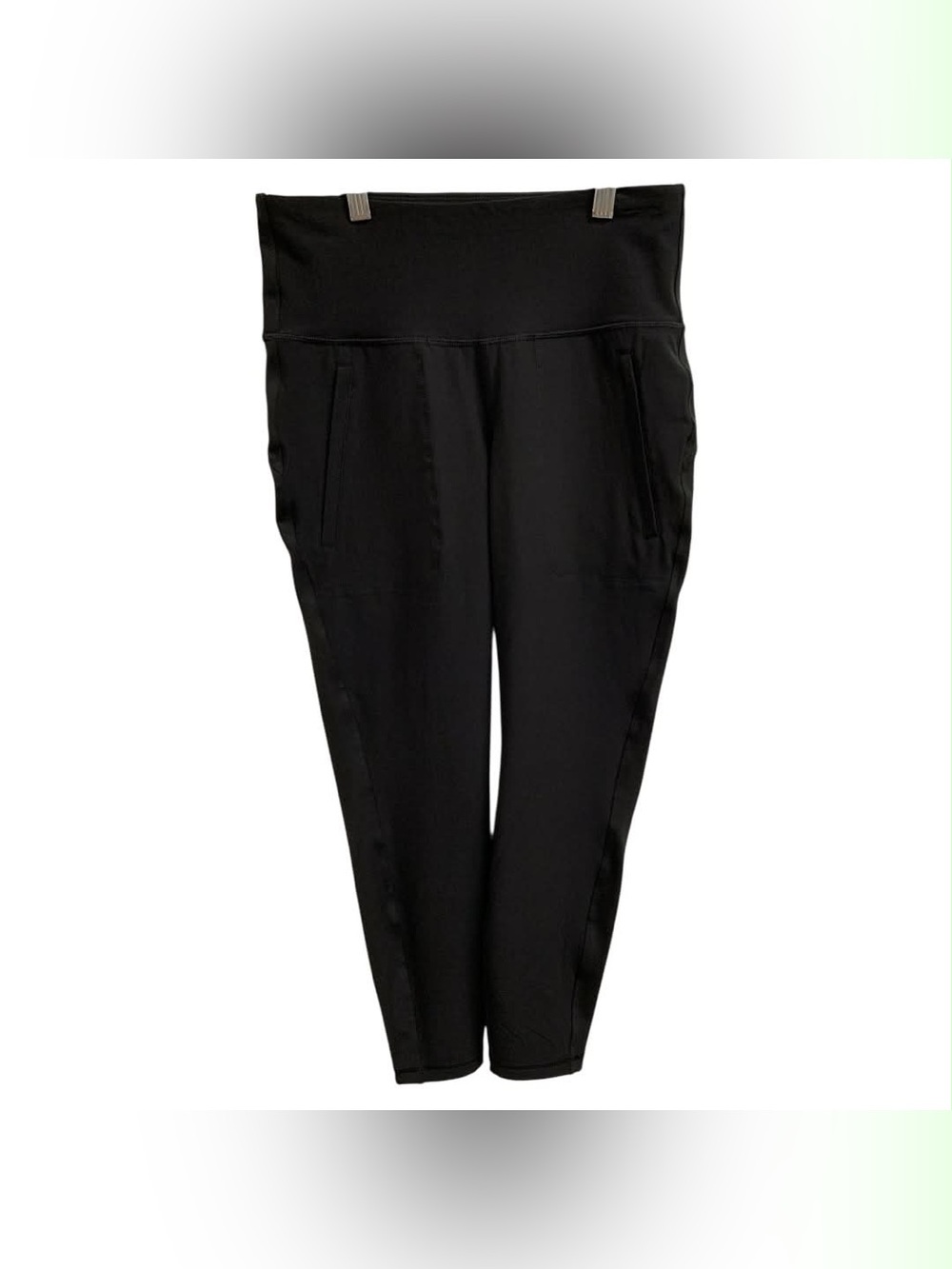 Old Navy NWT Black Ankle Ponte Pants with Wide Waistband Size M